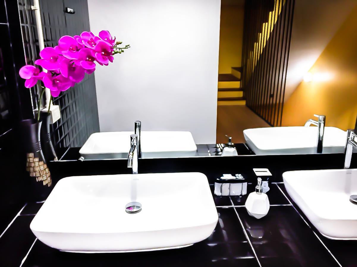 Artistel (Adults Only) Hostel Τσιάνγκ Μάι Εξωτερικό φωτογραφία