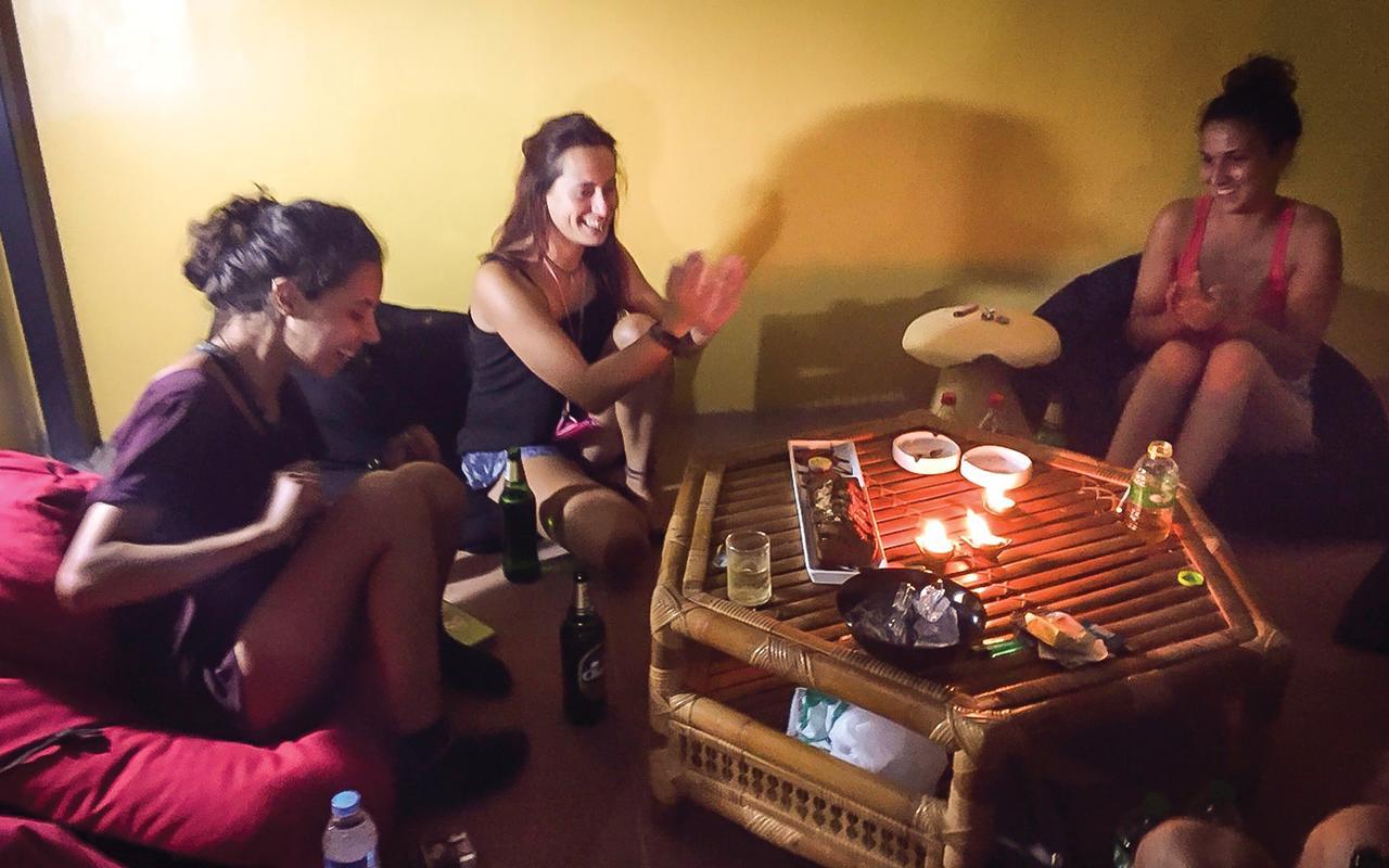 Artistel (Adults Only) Hostel Τσιάνγκ Μάι Εξωτερικό φωτογραφία