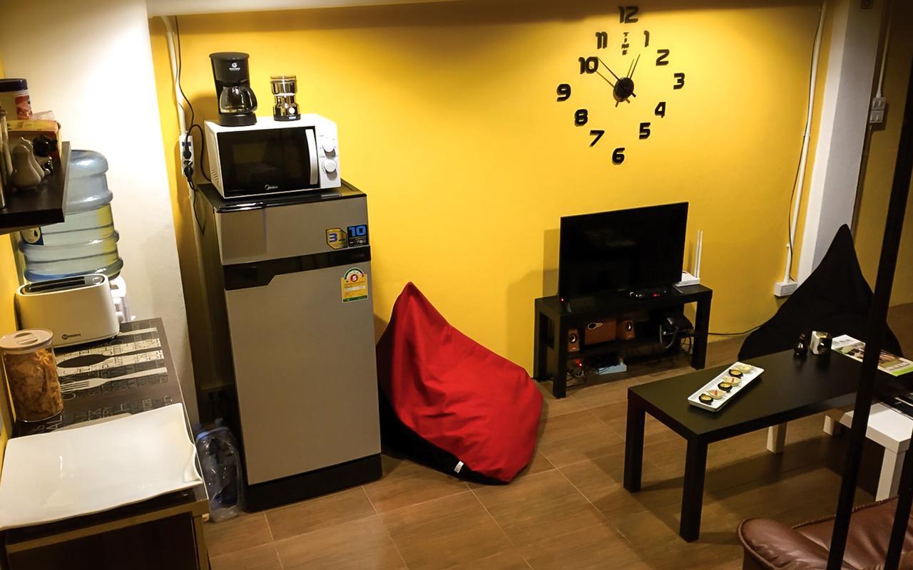 Artistel (Adults Only) Hostel Τσιάνγκ Μάι Εξωτερικό φωτογραφία