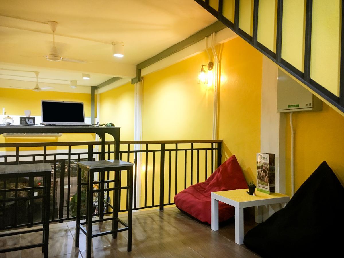 Artistel (Adults Only) Hostel Τσιάνγκ Μάι Εξωτερικό φωτογραφία